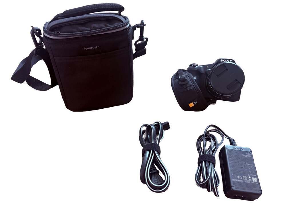 Sony Cyber-shot DSC-HX200V Digital Camera 30x Optical Zoom Bundle Like New